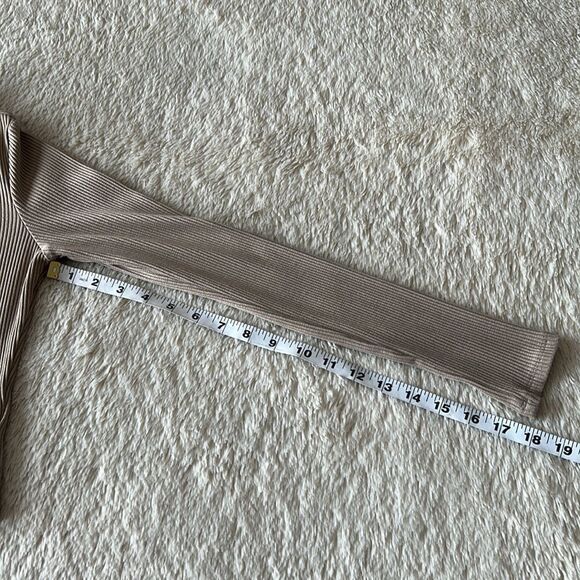H&M long sleeve crop top tan size xs - Picture 12 of 16